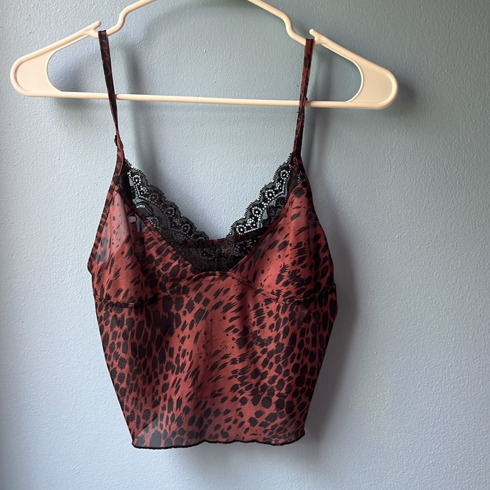 Cheetah Print Lace Trim Tank Top